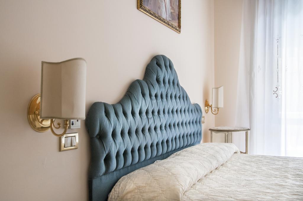 Double Room,681330891:JPEG