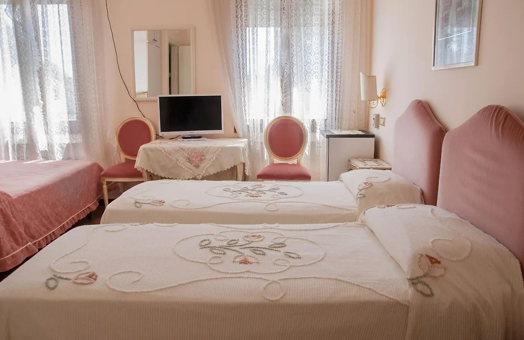 Hotel Villa Serena-1